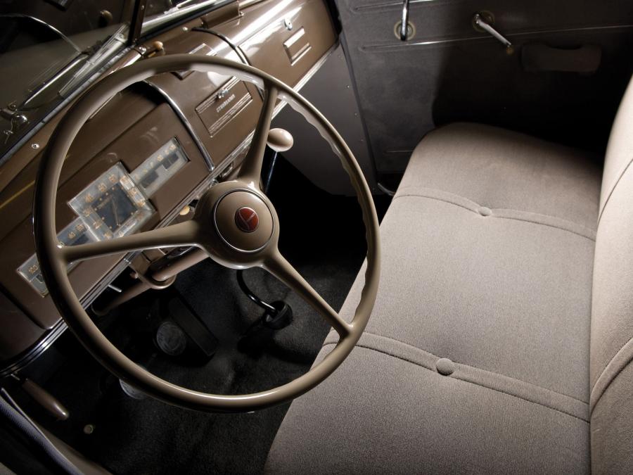  Studebaker Commander Six Cruising 1938 года  (фото 2 из 3)